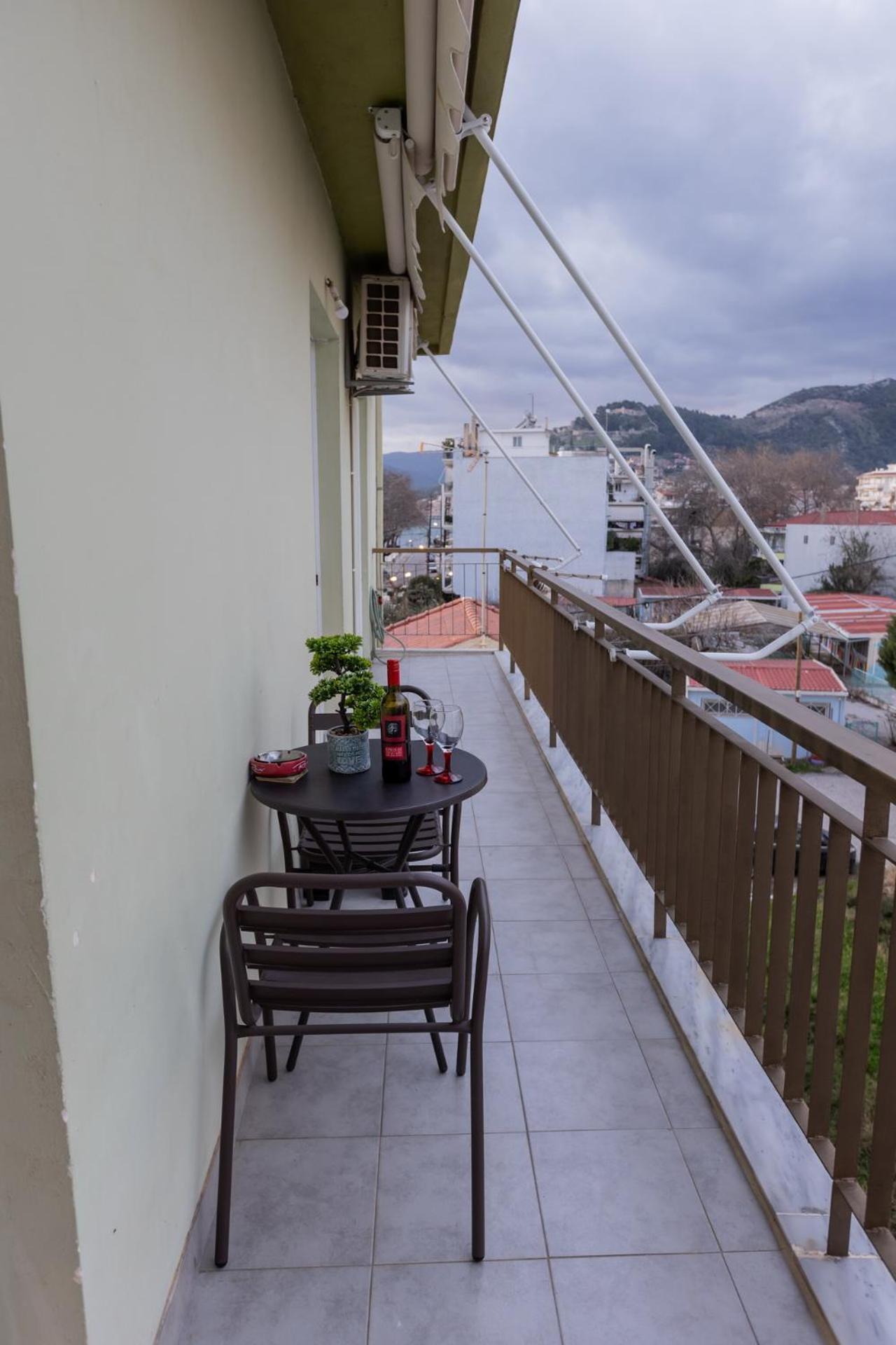 Τριάρι Διαμέρισμα 2Ο Ορόφου Nafpaktos Eksteriør billede